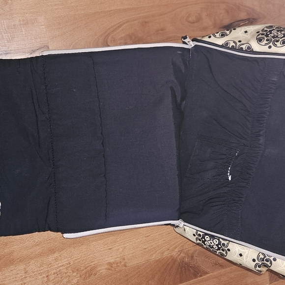 Petunia Pickle bottom diaper bag - Picture 4 of 4